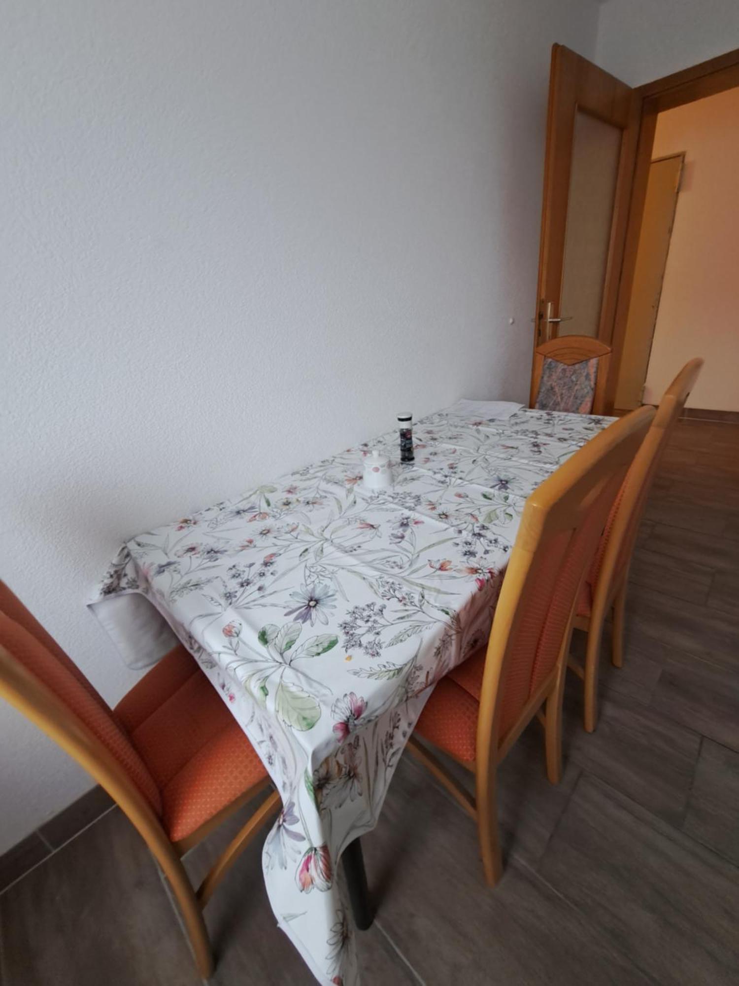 Wohnung Mit 2 - 3 Zimmern Ballenberg 외부 사진